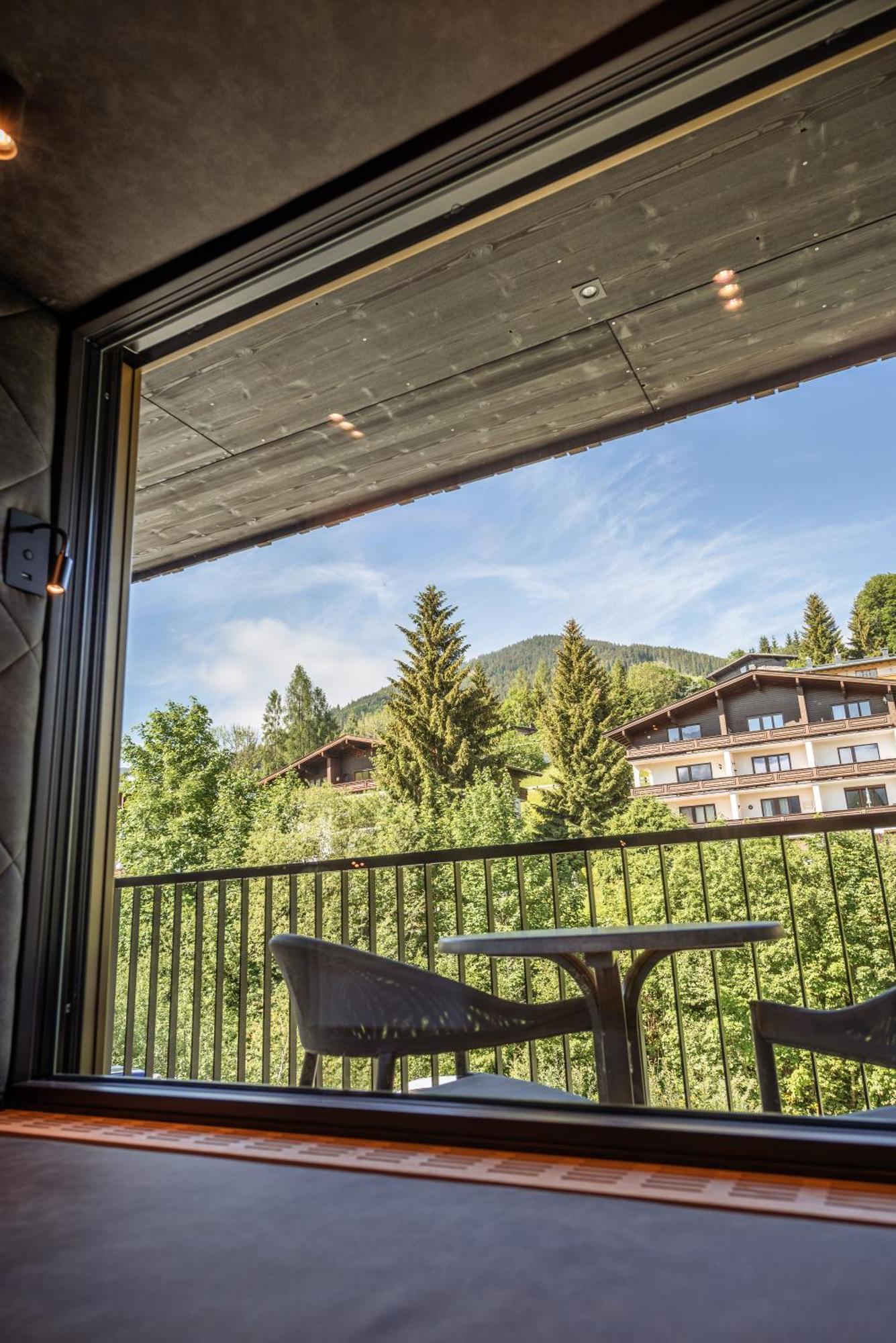 Hotel Lohningerhof Maria Alm am Steinernen Meer Værelse billede