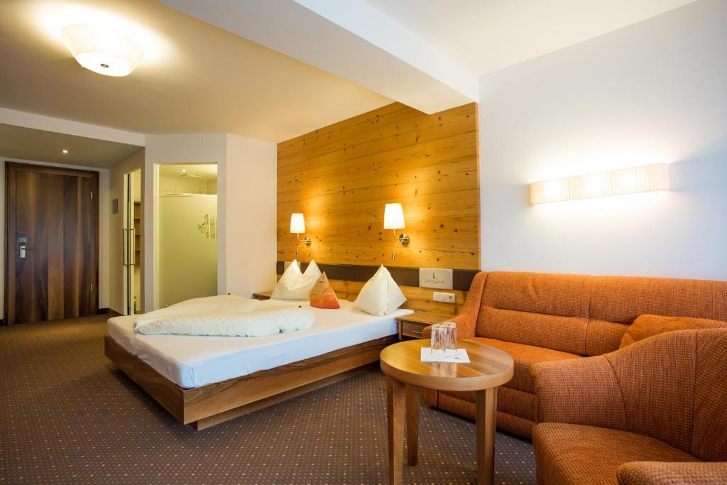 Hotel Lohningerhof Maria Alm am Steinernen Meer Eksteriør billede