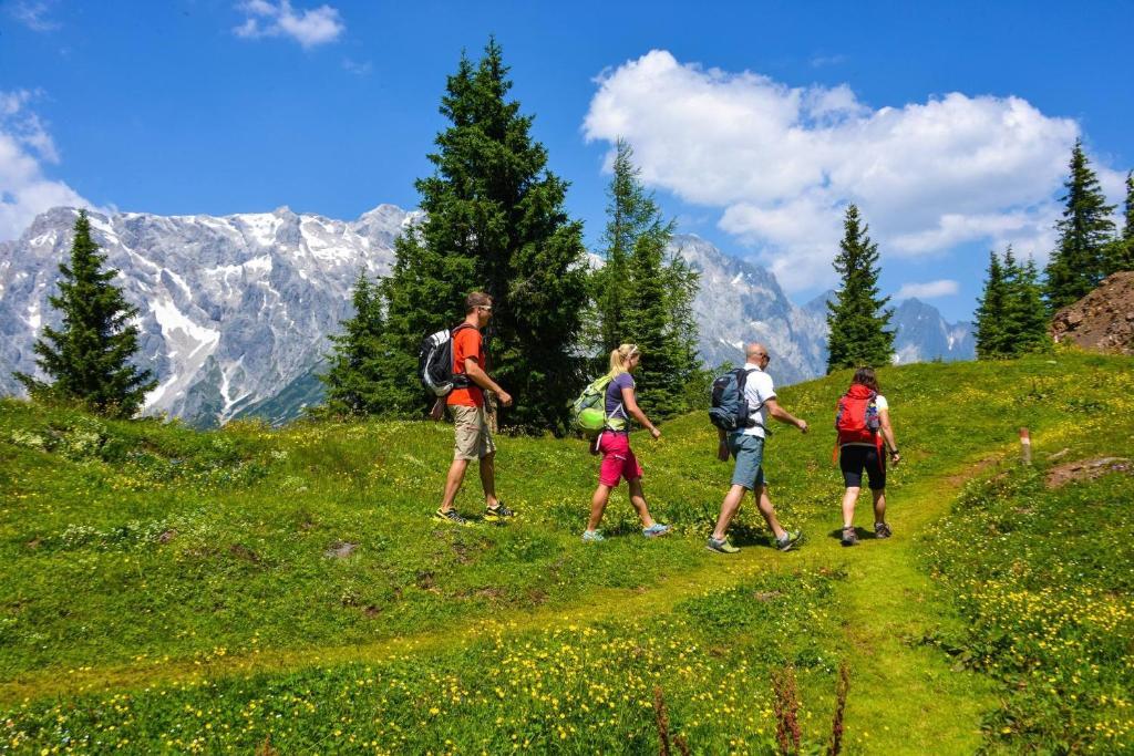 Hotel Lohningerhof Maria Alm am Steinernen Meer Eksteriør billede