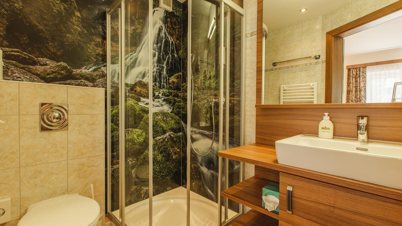 Hotel Lohningerhof Maria Alm am Steinernen Meer Værelse billede